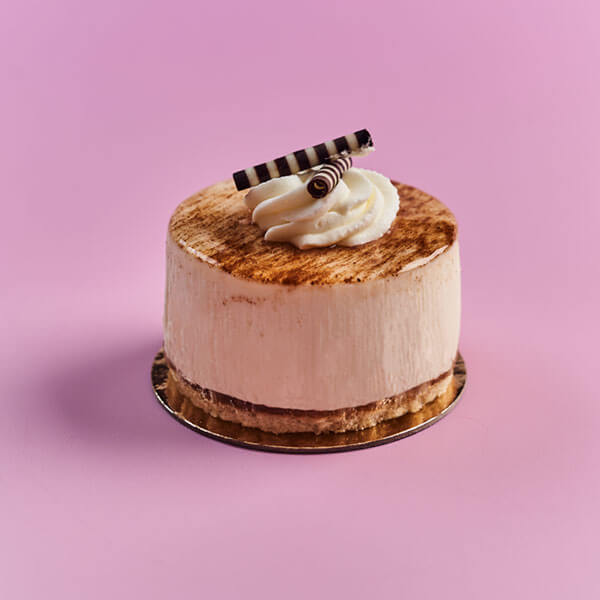 mini tarta de mousse de fresa